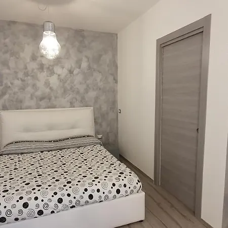 La Casetta Tra Sassi E Ulivi Holiday home *