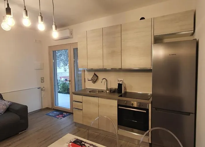 Ferienhaus La Casetta Tra Sassi E Ulivi