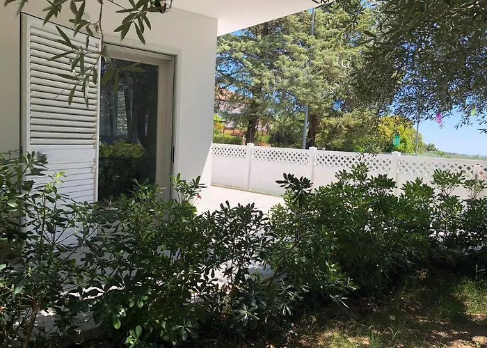 Ferienhaus La Casetta Tra Sassi E Ulivi